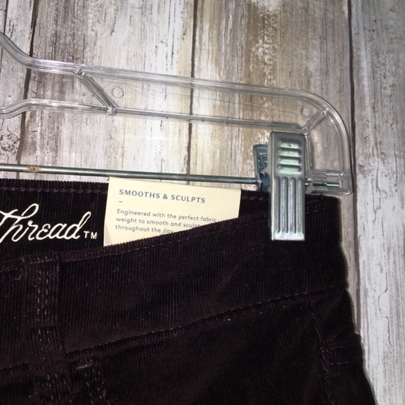 NWT Universal Thread High Rise Maroon Corduroy Jeans - Picture 5 of 5